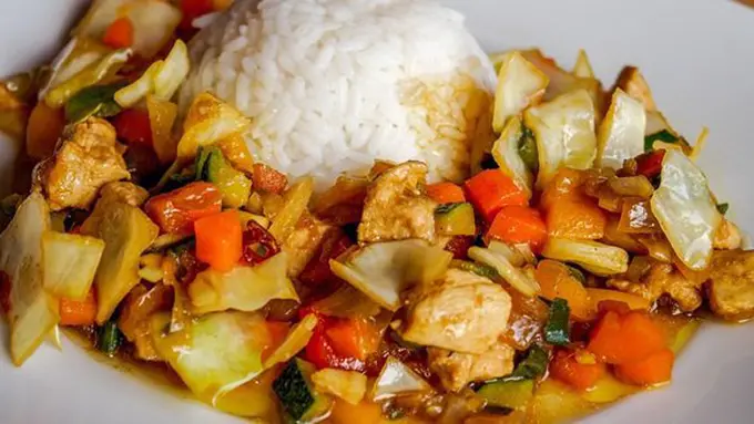 Resep tumis ayam/copyright Pixabay.com/schlauschnacker