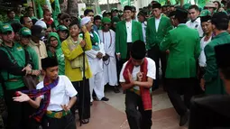 [FOTO] Tiga Orator Ulung PPP Hangatkan Tugu Proklamasi