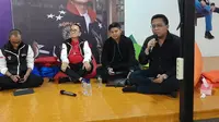 Juru bicara TPN Ganjar-Mahfud, Patria Ginting&nbsp;saat bincang santai di Media Center TPN Ganjar-Mahfud, Kamis (14/12/2023). Dia&nbsp;menanggapi kebijakan Presiden Joko Widodo (Jokowi) dalam mempermudah petani memeroleh pupuk subsidi. (Foto:Liputan6/Ady Anugrahadi)