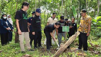 Jaga Kelestarian Alam, Bupati Trenggalek Ajak Warga Tanam Pohon Bambu