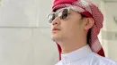 6 Potret Angga Wijaya Umrah Usai Cerai Dari Dewi Perssik, Unggah Foto Bareng Kekasih (Sumber: Instagram/anggawijaya88)