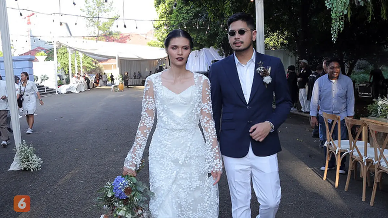 [Bintang] Petra Sihombing dan Firrina Sinatrya
