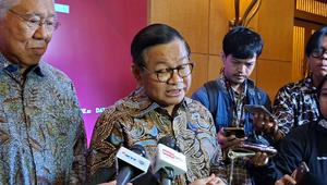 Gubernur DKI Jakarta, Pramono Anung saat ditemui di Hotel Mulia, Senayan, Jakarta, Rabu (10/12/2025). (Foto: Liputan6.com/Arief RH)