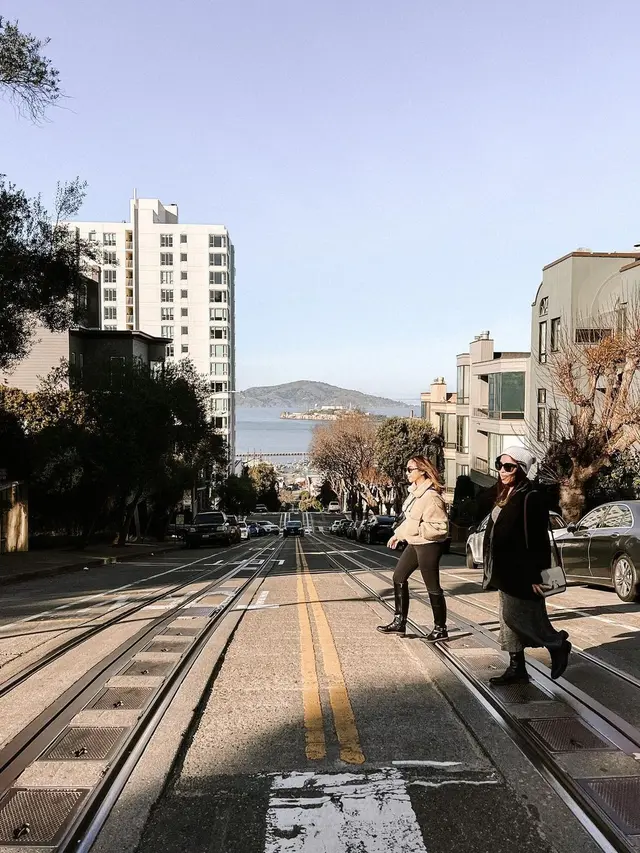 8 Adu Gaya Dua Bumil Nikita Willy dan Winona Willy Saat Babymoon Pertama dan Kedua di Luar Negeri