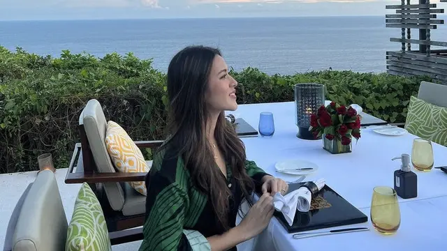 Raisa Merias Wajah Sendiri Saat Ulang Tahun ke-32, Lihat Hasilnya, credit: @raisa6690