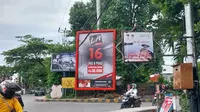 Papan reklame dipenuhi iklan rokok diruas jalan umum Jl. DI Panjaitan kompleks Tugu Adipura Kota Luwuk. Foto: Surdin (Arfandi Ibrahim/Liputan6.com)