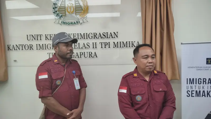 Pelaksana harian (Plh) UKK Kepala Kantor Imigrasi Kelas II TPI Mimika Unit Kerja Kantor Imigrasi Tembagapura Harlo Biantong.