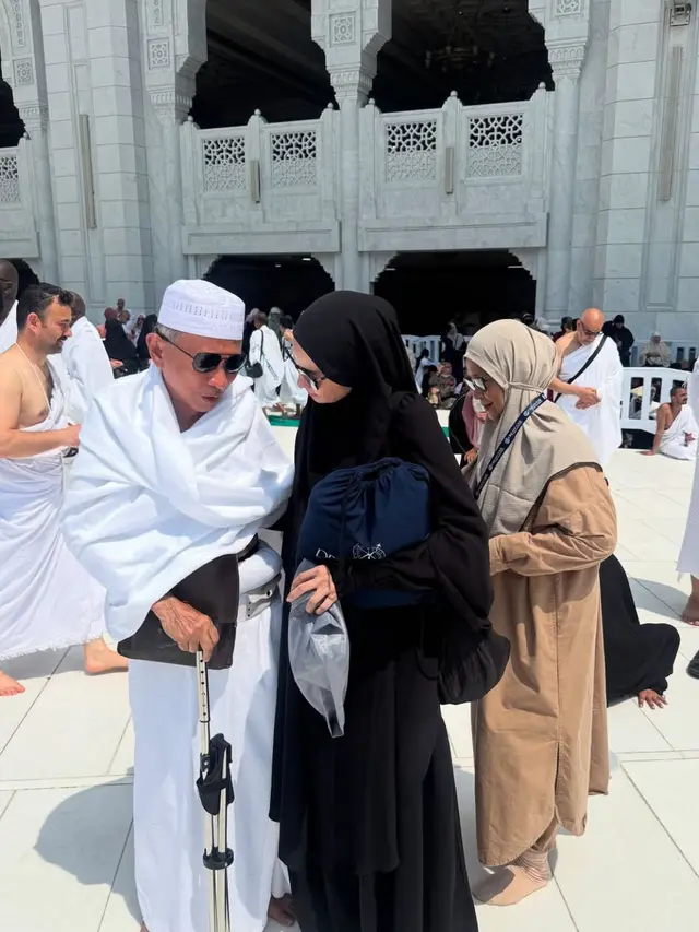 Enzy Storia jalani Ramadan di Tanah Suci. (credit:instagram.com/enzystoria)