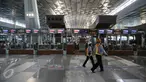 Suasana bagian check-in  di Terminal 3 Ultimate Bandara Soekarno-Hatta, Cengkareng, Banten, Sabtu (2/7). Pengerjaan Terminal 3 Ultimate Bandara Soekarno-Hatta tinggal persoalan ATC yang perlu diselesaikan. (Liputan6.com/Faizal Fanani)