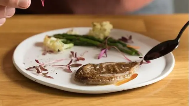Pertama di Dunia, Rib Eye Steak Diproduksi dengan Teknologi 3D Bioprint