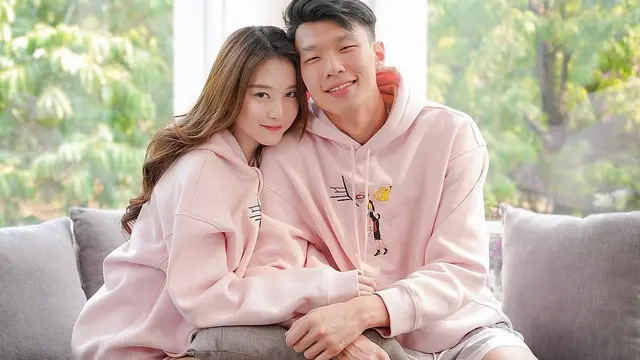 7 Potret Mesra Nita Vior dengan Vincent Kosasih Jelang Pernikahan yang Romantis. (instagram/nitavior, instagram/vincent_vrk)