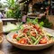 Resep Salad Pepaya Muda ala Thailand yang Segar dan Pedas