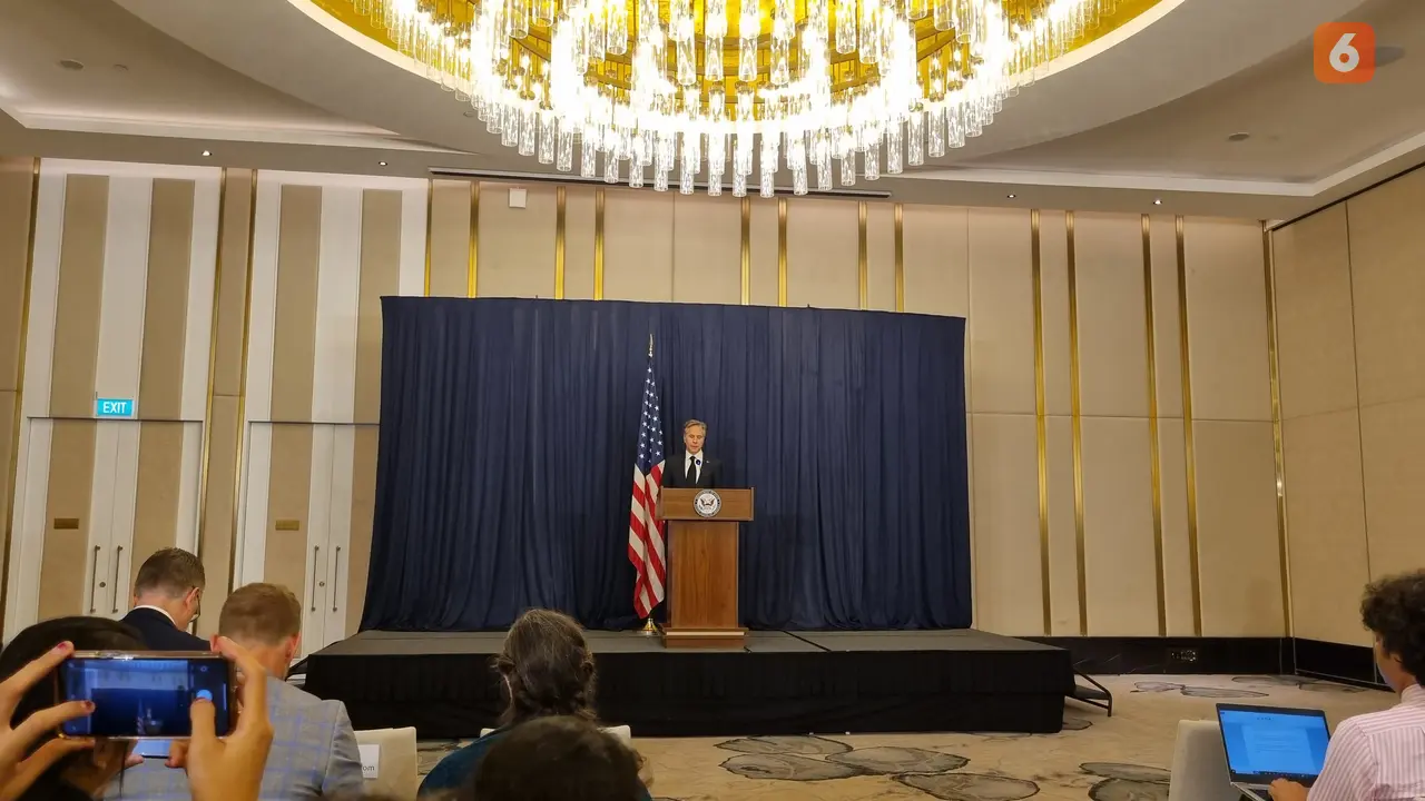 Menteri Luar Negeri Amerika Serikat (Menlu AS) Antony Blinken di Hotel St Regis Jakarta pada Jumat 14 Juli 2023. (Liputan6.com/Tanti Yulianingsih)