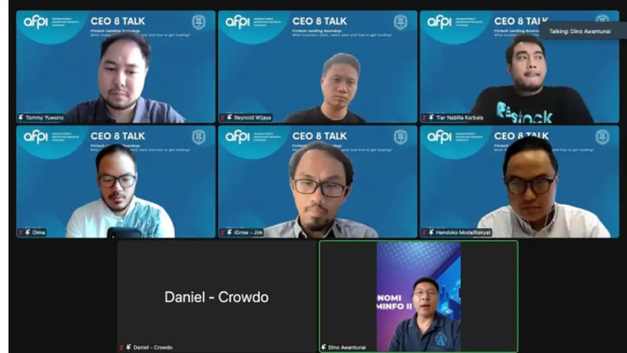 8 CEO Startup Fintech