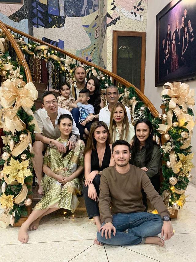 Perut Kian Buncit, Ini 6 Potret Baby Bump Marcella Daryanani