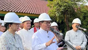 Pramono Bakal Tertibkan Pemasangan Pagar di Mal