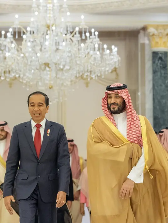 <p>Adapun kerja sama yang ditandatangani mengenai pembentukan Dewan Koordinasi Tertinggi antara Republik Indonesia dan Kerajaan Arab Saudi; kerja sama teknis antara Badan Standardisasi Nasional (BSN) dan Organisasi Standar, Metrologi, dan Kualitas Saudi; kerja sama di bidang pemuda dan olahraga; serta kerja sama jaminan produk halal. (Bandar AL-JALOUD/Saudi Royal Palace/AFP)</p>