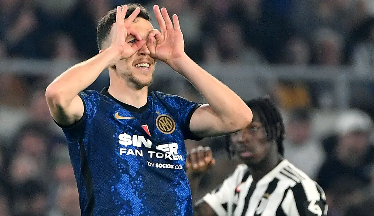 Pemain Inter Milan yang tampil paling cemerlang di laga final Coppa America 2021/2022 adalah Ivan Perisic. Ia mampu bermain impresif sepanjang 120 menit penuh dan mencetak dua gol penentu kemenangan untuk Nerazzurri di babak extratime. (AFP/Isabella Bonotto)