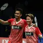 Ganda Campuran Indonesia, Tontowi Ahmad/Liliyana Natsir berfoto usai laga melawan Chan Peng Soon/Yen Wei Peck (Malaysia) di Semifinal Indonesia Open 2017, Jakarta, Sabtu (17/6). Tontowi/Liliyana unggul 21-13, 21-14. (Liputan6.com/Helmi Fithriansyah)