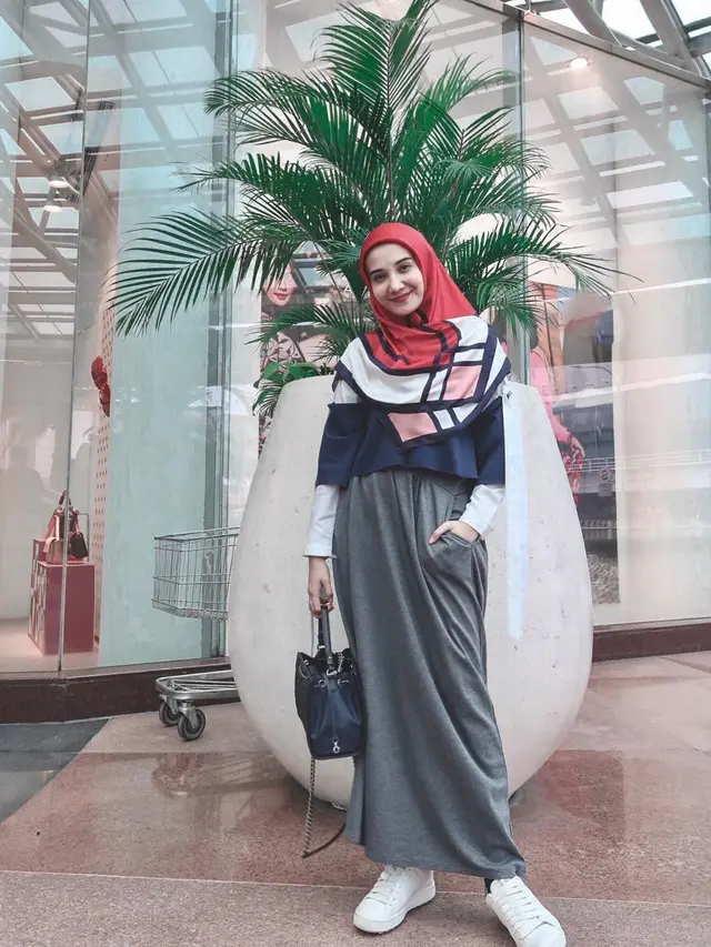 [Bintang] Zaskia Sungkar