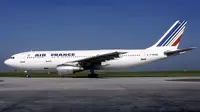 Pembajak dari pesawat Air France. (jspace.com)