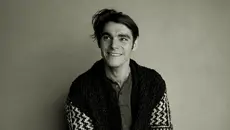RJ Mitte Pemeran Breaking Bad Meninggal Dunia di Usia 34
