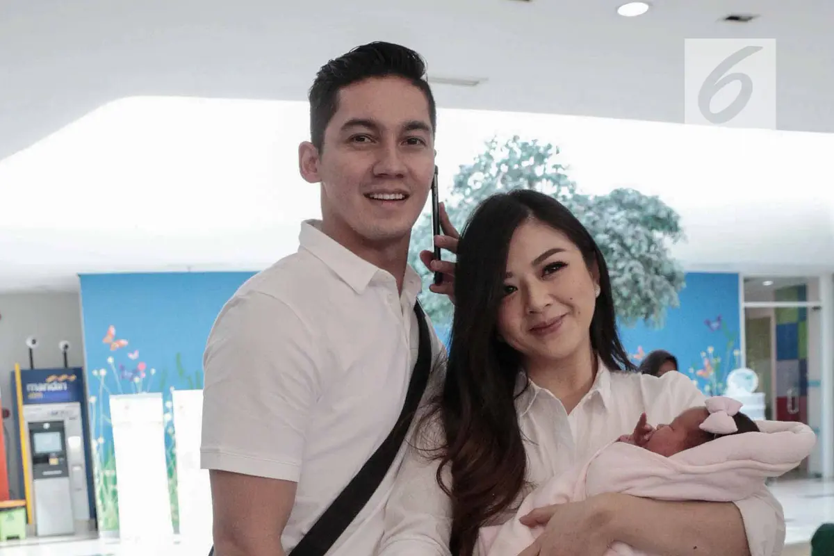 Tangis Samuel Zylgwyn Lihat Perjuangan Franda Melahirkan Normal