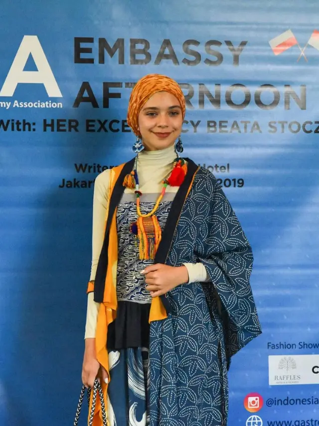 Jarang Tersorot, Ini 7 Potret Isabel Putri Ayu Azhari yang Telah Beranjak Dewasa