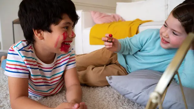 Tips Melatih Otak Balita agar Tumbuh Cerdas Sejak Dini (photo by freepik.com)