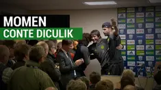 Berita video momen manajer Antonio Conte diculik setelah Chelsea memastikan diri menjadi juara Premier League 2016-2017. Chelsea memastikan gelar tersebut setelah meraih kemenangan 1-0 atas West Bromwich Albion 1-0. Setelah kemenangan tersebut, Conte...