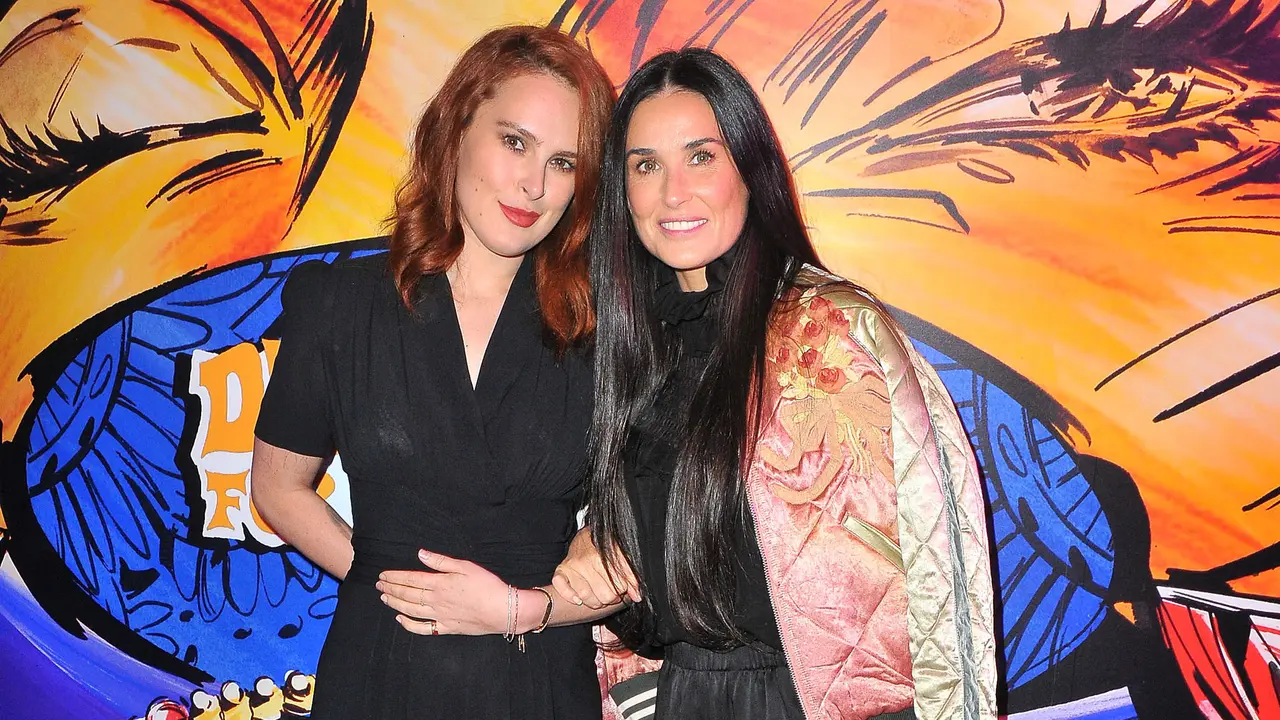 [Bintang] Rumer Willis - Demi Moore