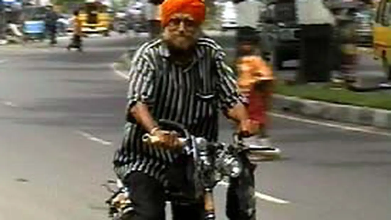 180803bAtletIndia.jpg