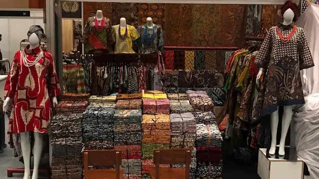 oleksi batik dari brand Mutiara Batik Solo [@galerimutiarabatiksolo]