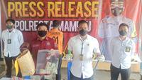 Satreskrim Poresta Mamuju release kasus pencurian spesiali kotak amal mesjid (Liputan6.com/Abdul Rajab Umar)