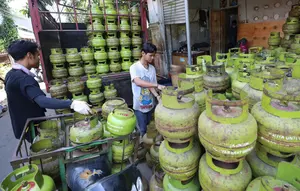 Kuota LPG Subsidi Jebol, Pemerintah Siapkan Skema Batasi Konsumsi 'Gas Melon'