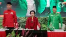 Ganjar menyebut cawapres harus memiliki kesamaan pandangan seperti dirinya. "(Kriteria cawapres) seperti saya," kata Ganjar di Stadion Utama Gelora Bung Karno, Jakarta, Minggu (30/4/2023). (Liputan6.com/Faizal Fanani)