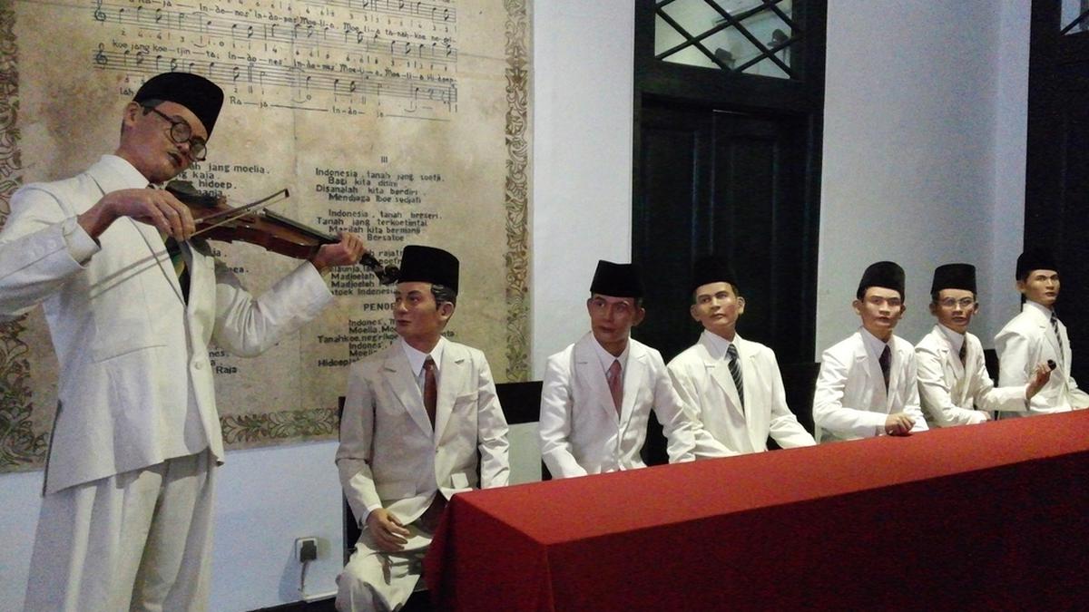 Pencipta lagu indonesia raya adalah w r soepratman ini biografinya