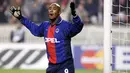 Nicolas Anelka - Pria asal Prancis ini merupakan salah satu pemain yang telah memperkuat banyak klub besar seperti Arsenal, Chelsea, Juventus hingga Real Madrid. Jauh sebelum itu, Anelka adalah produk akademi PSG dan masuk tim senior PSG pada 1996. (AFP/Patrick Hertzog)
