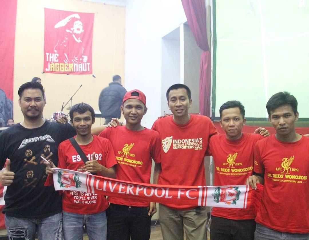 Presiden BigReds Indonesia, Dimas Pridinaryana, ketiga dari kanan.