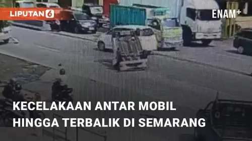 VIDEO: Detik-detik Kecelakaan Antar Mobil Hingga Terbalik di Kabupaten Semarang
