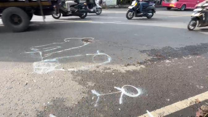 Motor Hantam Truk Parkir di Sukabumi: Suami Tewas, Istri Kritis