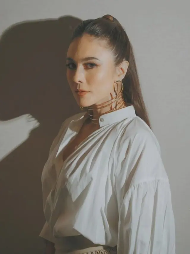 [Fimela] Wulan Guritno