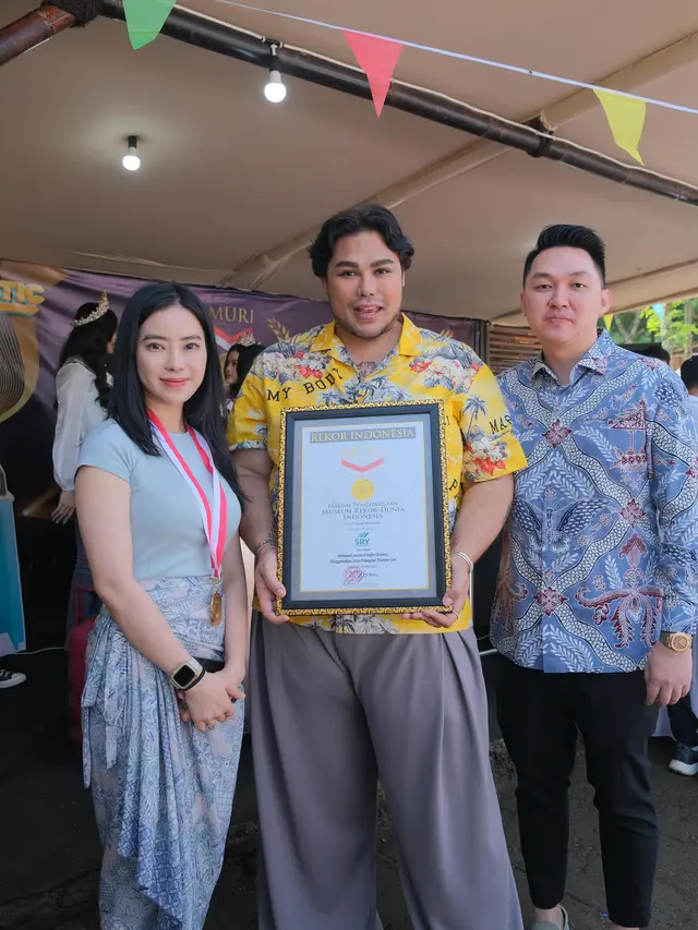 Ivan Gunawan raih rekor MURI (Istimewa)