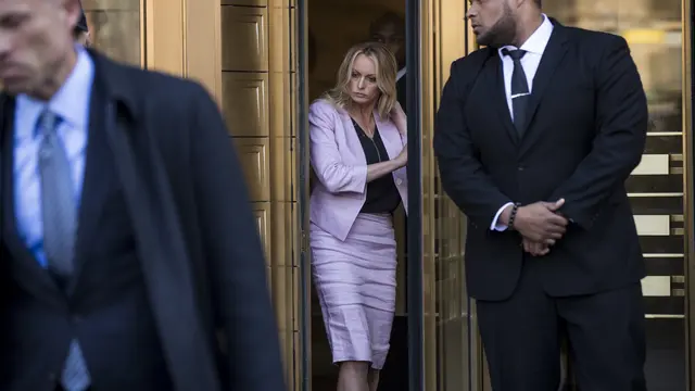 Skandal Donald Trump, Aktris Film Dewasa Stormy Daniels Angkat Bicara
