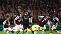 Pertandingan antara Aston Villa kontra Bologna di ajang Liga Champions 2024/2025. (Darren Staples / AFP)