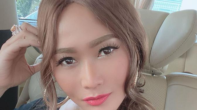 Inul Daratista Mengaku Bisnis Karaokenya Hancur Selama Pandemi - Vimarsana News