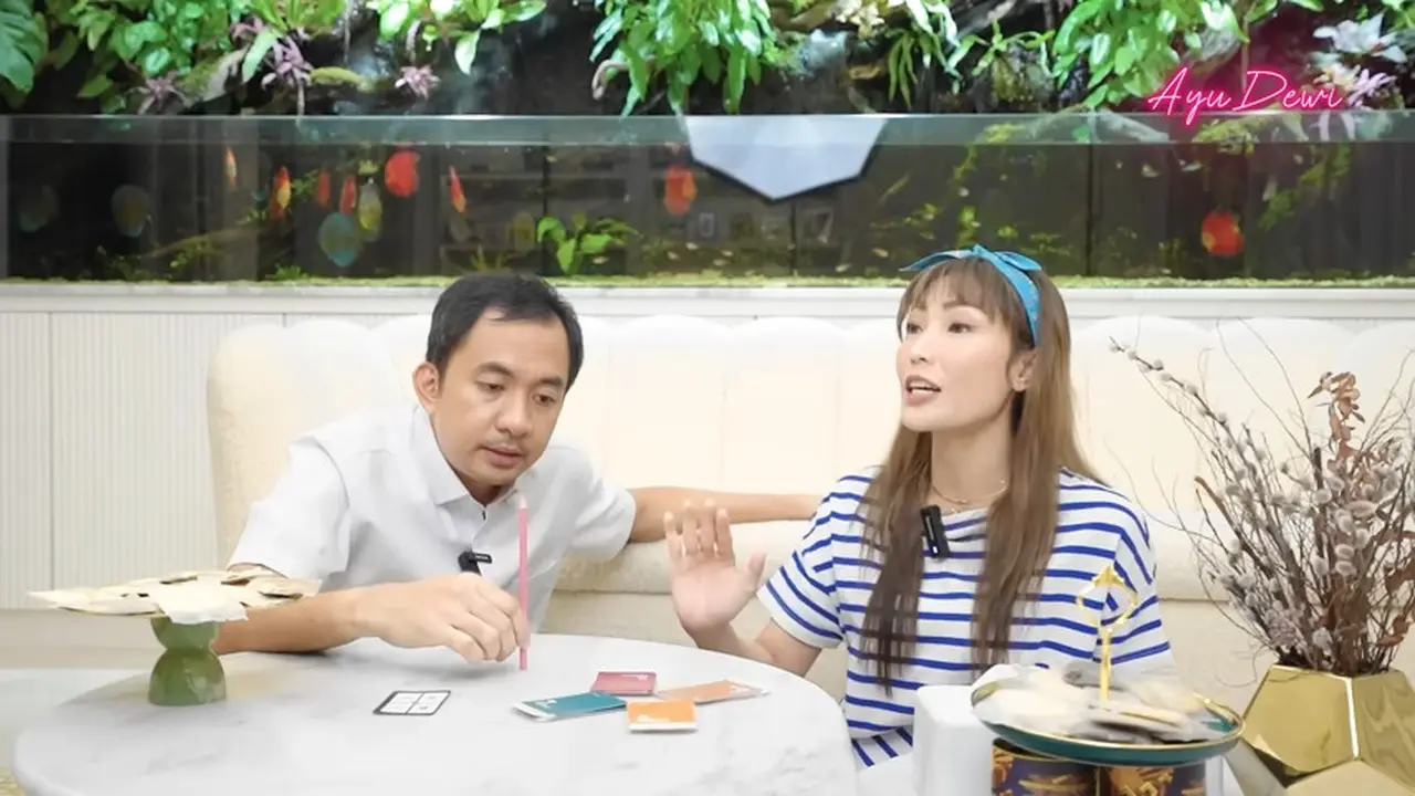 Regi Datau dan Ayu Dewi