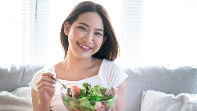 15 Cara Meratakan Kulit Belang Akibat Terbakar Sinar Matahari, Nggak Perlu Galau Lagi