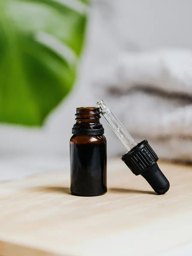 6 Langkah Perawatan Harian untuk Dapatkan Kulit Glowing Menurut Ahli