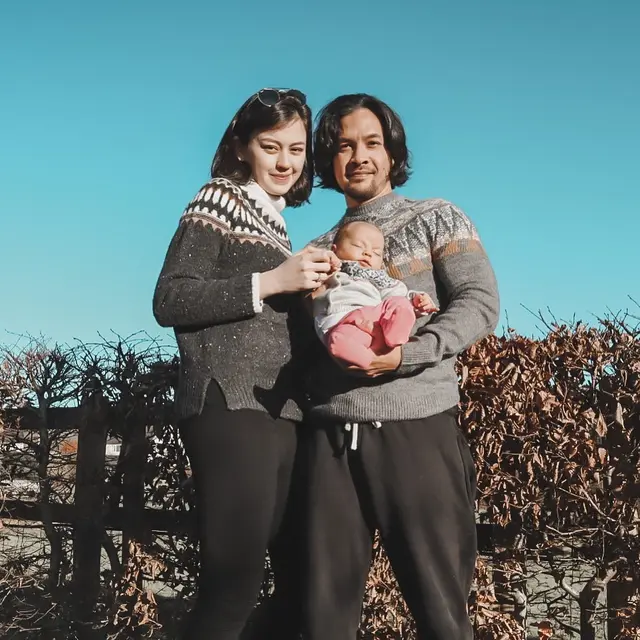 6 Potret Gaya Serasi Kimberly Ryder dan Edwards Akbar yang Kini Tinggal Kenangan, Selalu Kompak saat Travelling hingga Urus Anak